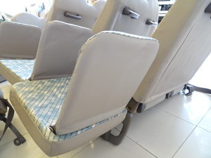 マイクロバス シート 架装 