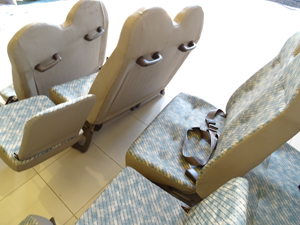 マイクロバス シート 架装 